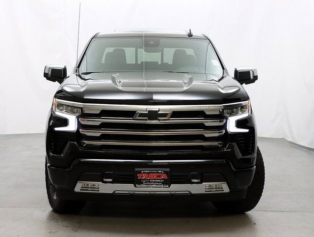 New 2026 Chevrolet Silverado 1500 High Country w/ Technology Package AWD/4WD image 6