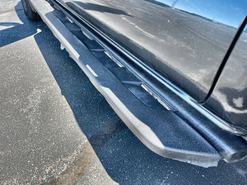 Used 2019 Toyota Tacoma SR5 AWD/4WD image 31