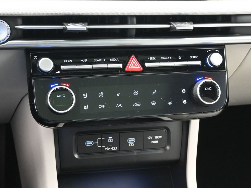 New 2026 Hyundai Tucson Limited image 18