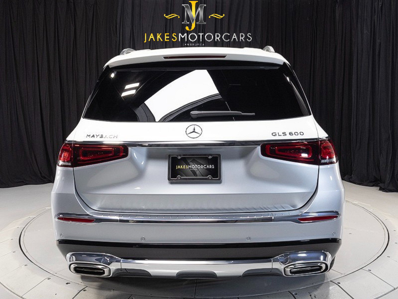 Used 2023 Mercedes-Benz Maybach GLS 600 4MATIC image 12