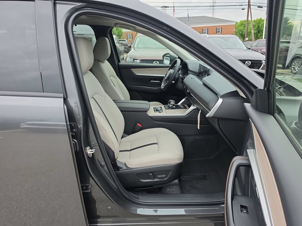 New 2026 MAZDA CX-90 3.3 Turbo w/ Preferred Package AWD/4WD image 13