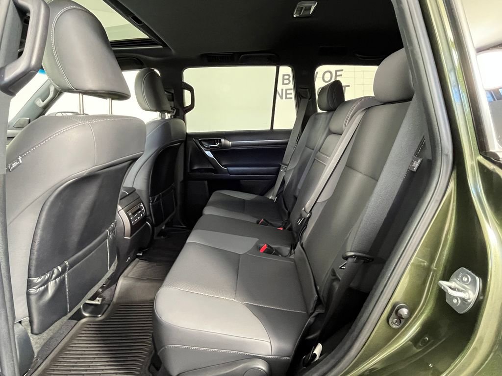 Used 2022 Lexus GX 460 w/ Black Line Special Edition AWD/4WD image 22
