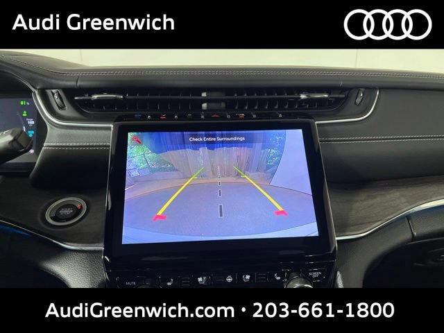 Used 2024 Jeep Grand Cherokee Overland w/ Trailer Tow Package AWD/4WD image 30