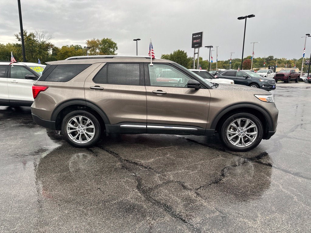 Certified 2021 Ford Explorer Limited w/ Equipment Group 301A AWD/4WD image 4