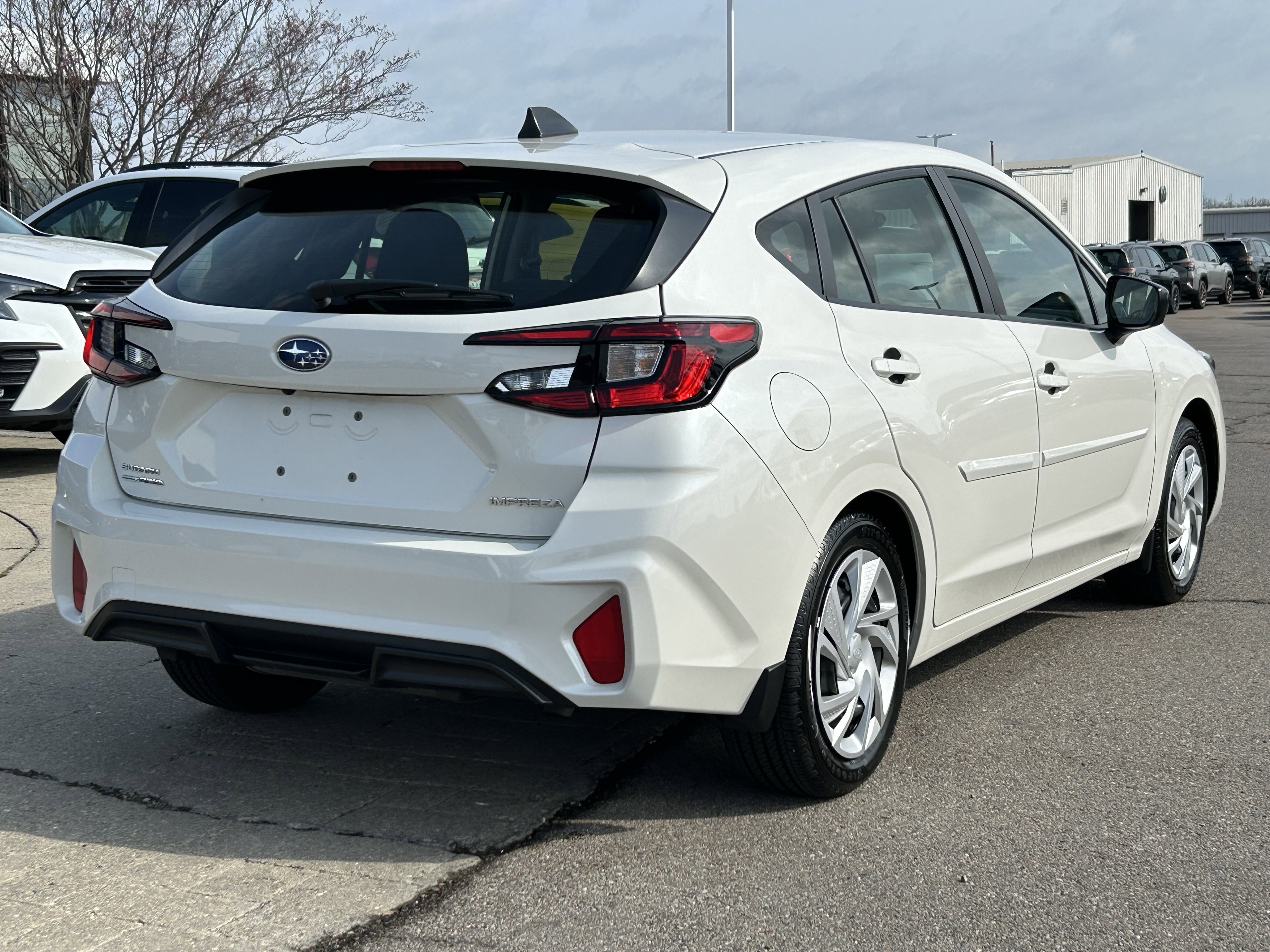 Used 2025 Subaru Impreza 2.0i image 7