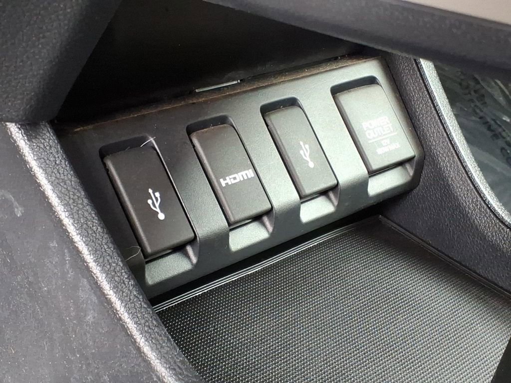 Used 2018 Honda HR-V EX-L image 16