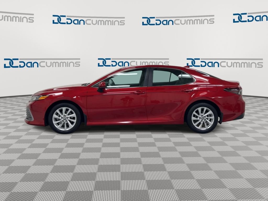 Used 2023 Toyota Camry LE image 5