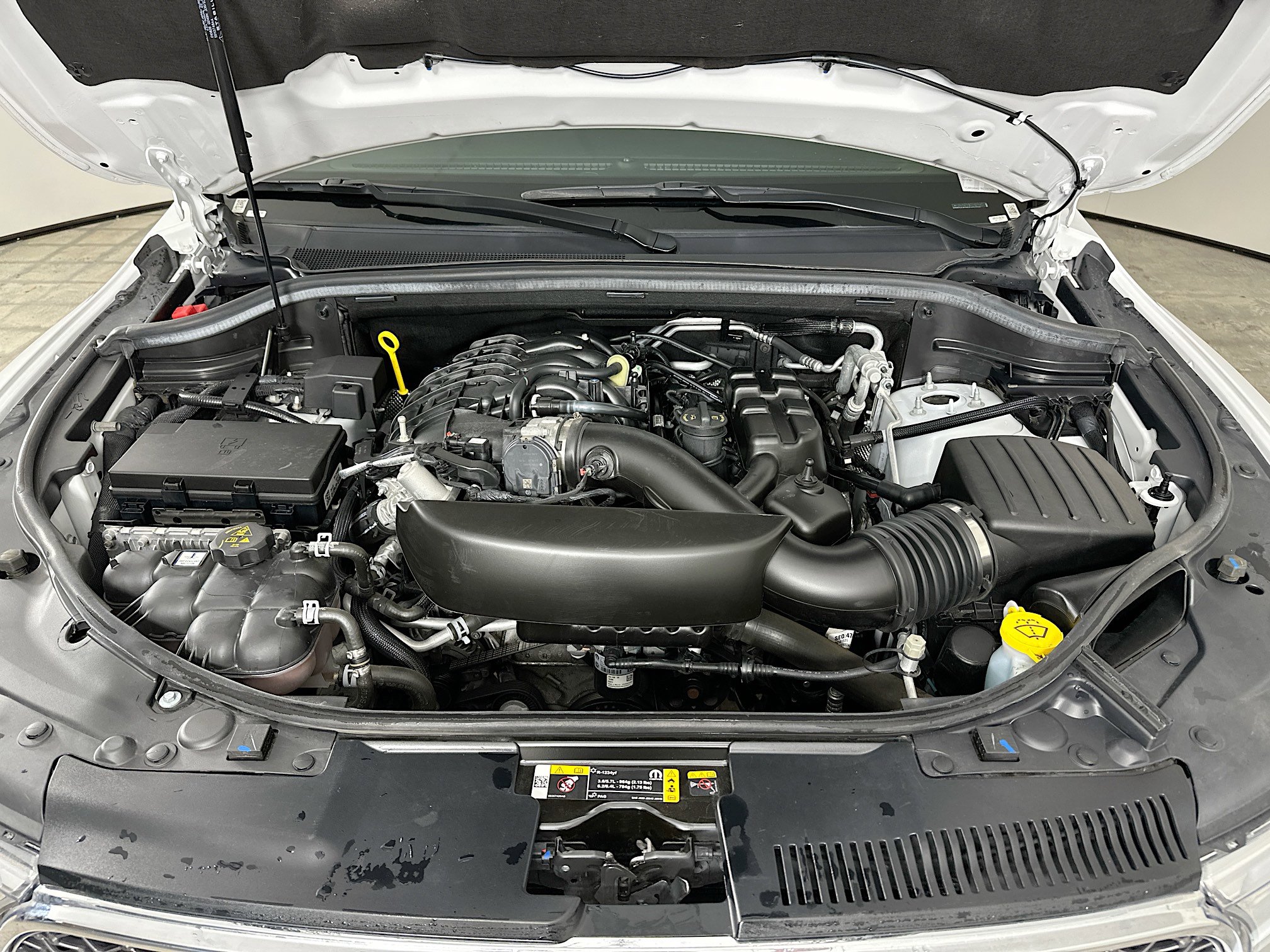 Used 2024 Dodge Durango SXT image 32