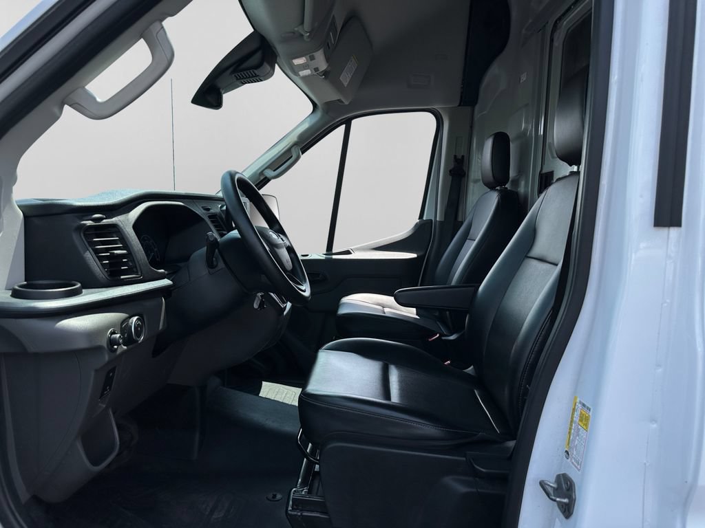 Used 2025 Ford Transit 250 148 High Roof Extended AWD w/ Load Area Protection Package image 19