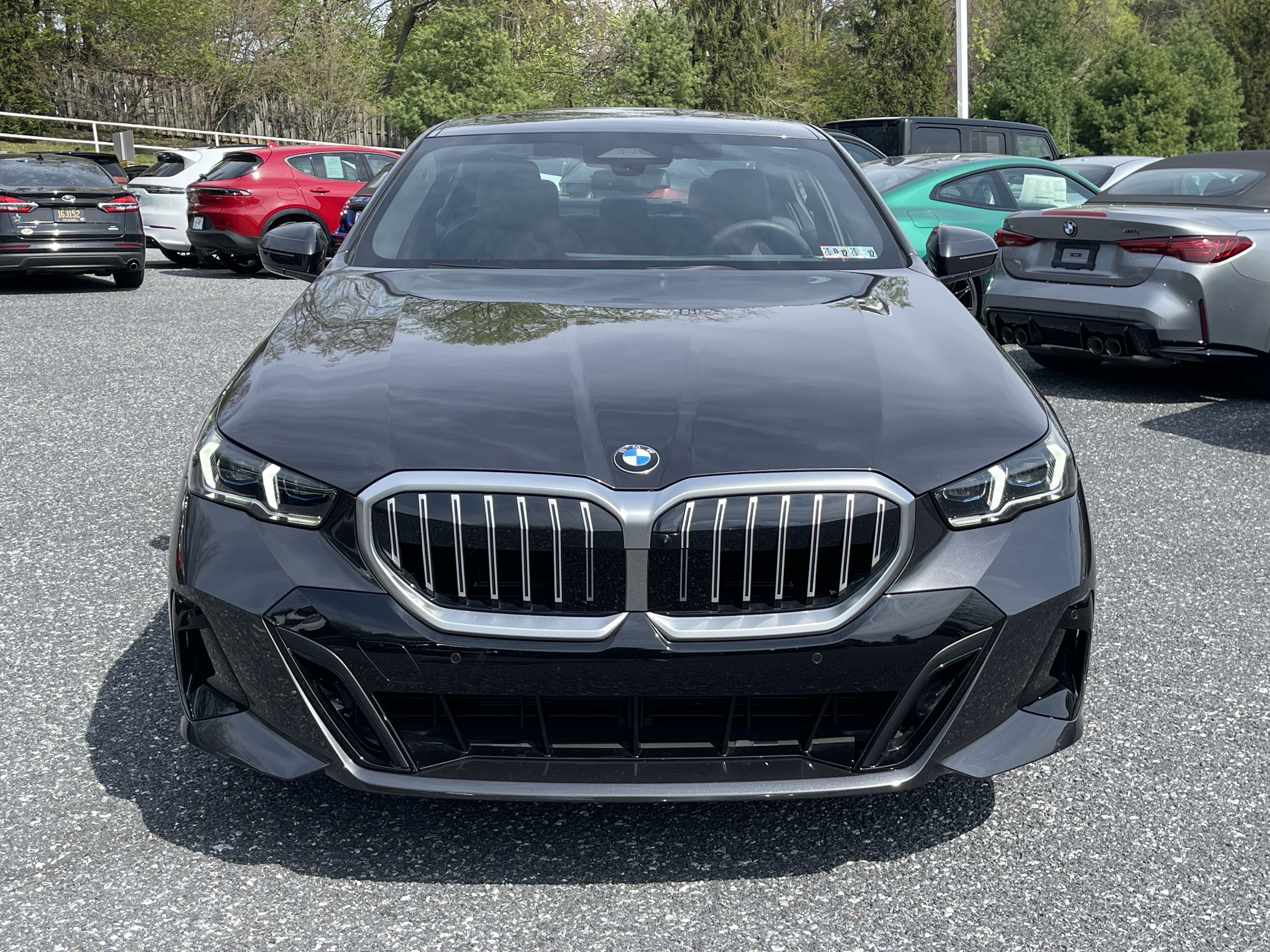 Used 2026 BMW 530i xDrive w/ M Sport Package AWD/4WD image 2