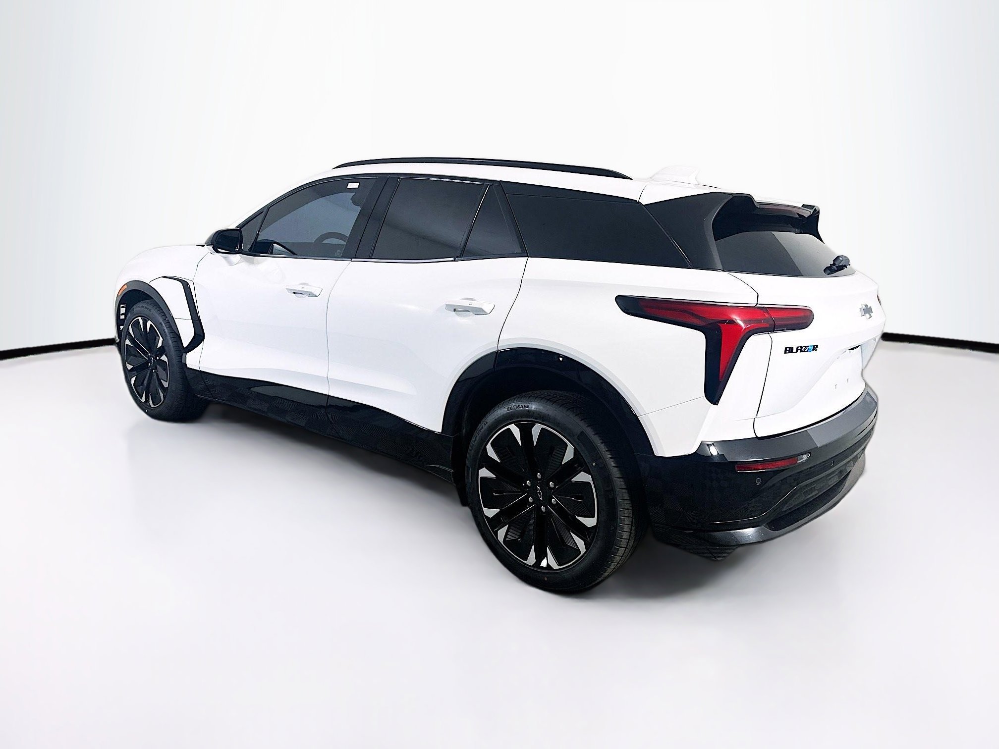 Used 2024 Chevrolet Blazer EV RS AWD/4WD image 5