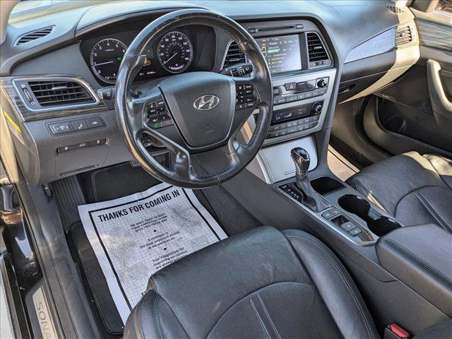 Used 2016 Hyundai Sonata Limited w/ Option Group 05 image 10