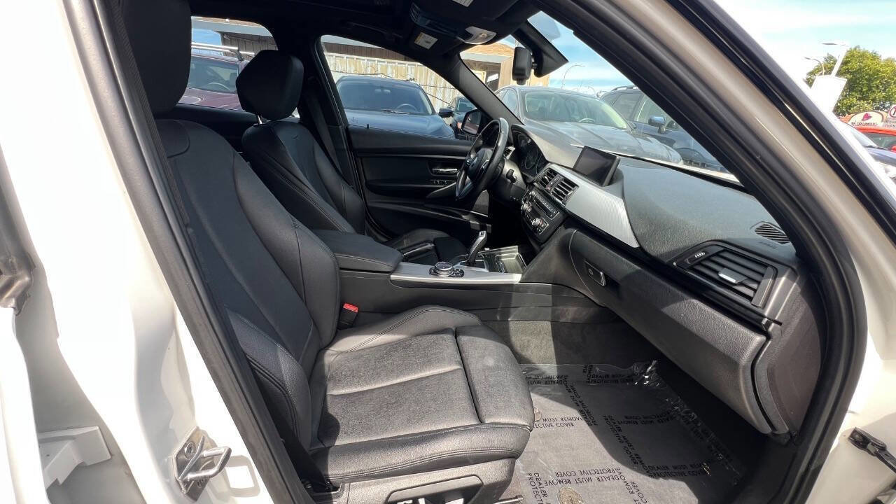 Used 2014 BMW 328i Sedan RWD image 21