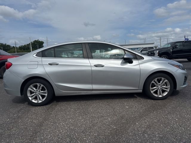 Used 2019 Chevrolet Cruze LT FWD image 4