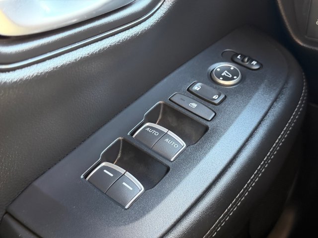 Used 2026 Honda HR-V EX-L image 30