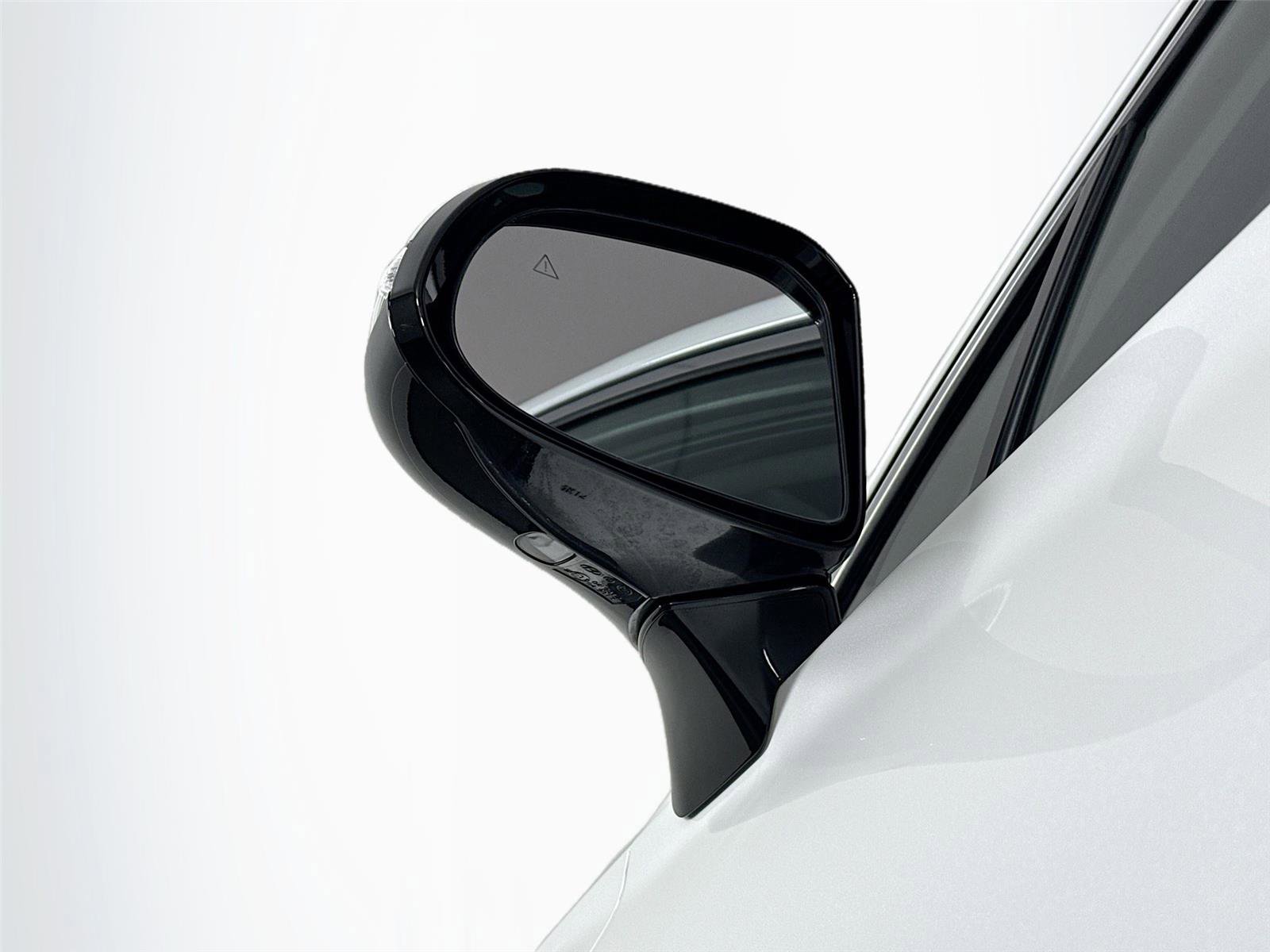 Used 2022 Hyundai Santa Fe SEL Premium AWD/4WD image 5