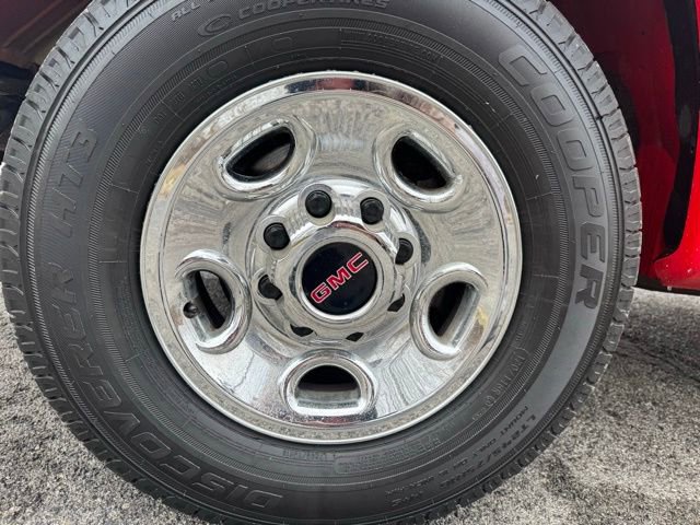 Used 2023 GMC Savana 3500 w/ Driver Convenience Package RWD image 35