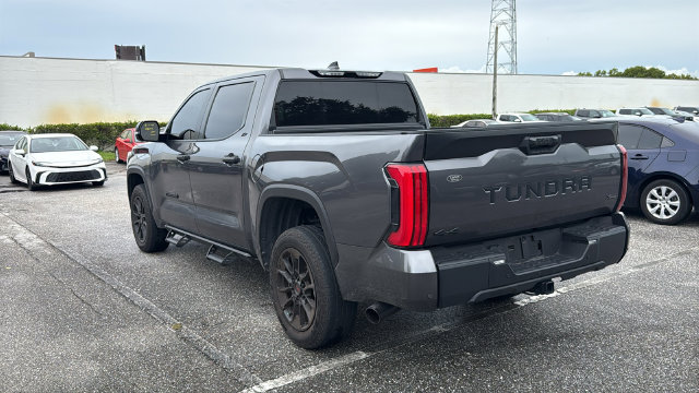 Used 2025 Toyota Tundra SR5 w/ SR5 Convenience Package AWD/4WD image 5
