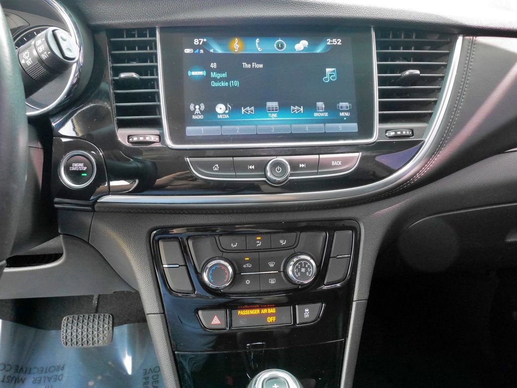 Used 2021 Buick Encore Preferred FWD image 26