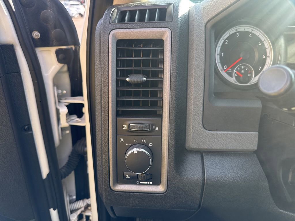 Used 2014 RAM 1500 Tradesman image 18