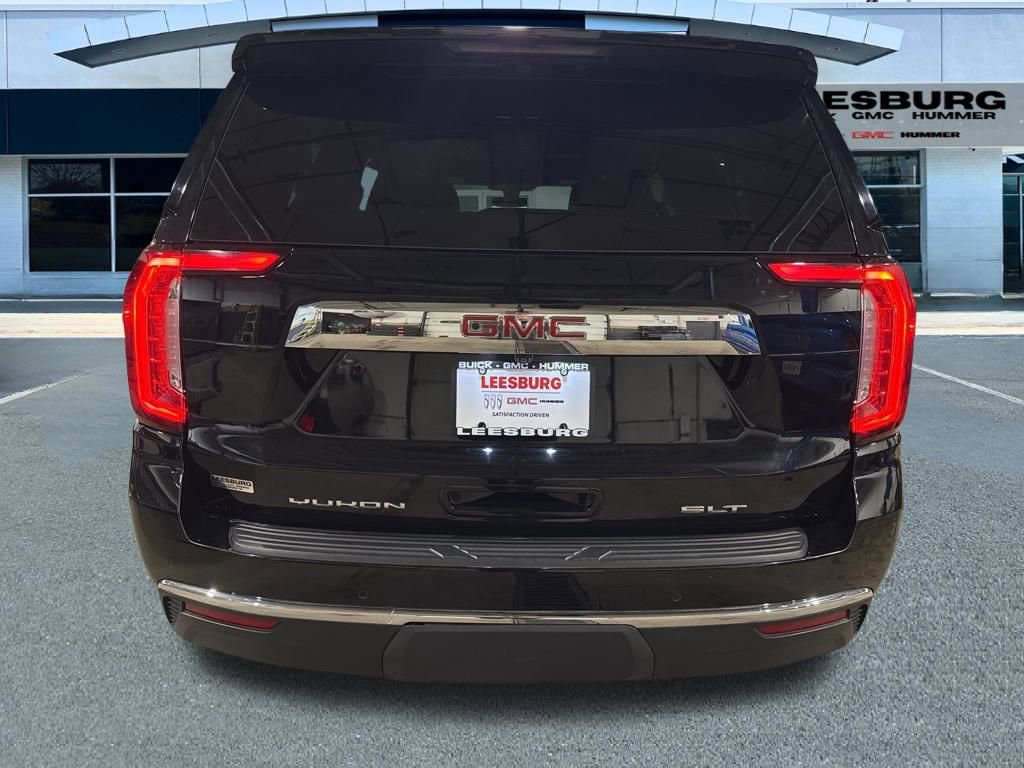 Used 2022 GMC Yukon XL SLT w/ SLT Luxury Package image 6