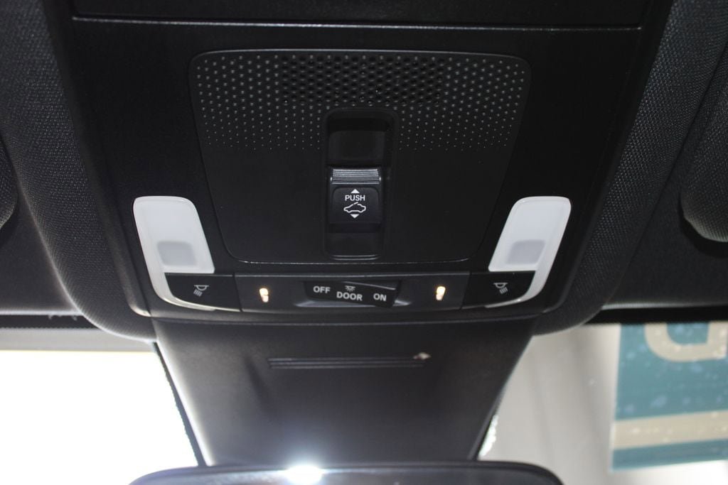 Used 2024 Honda CR-V Sport image 35