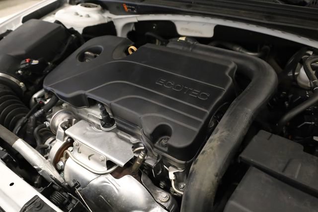 Used 2019 Chevrolet Malibu LT image 9