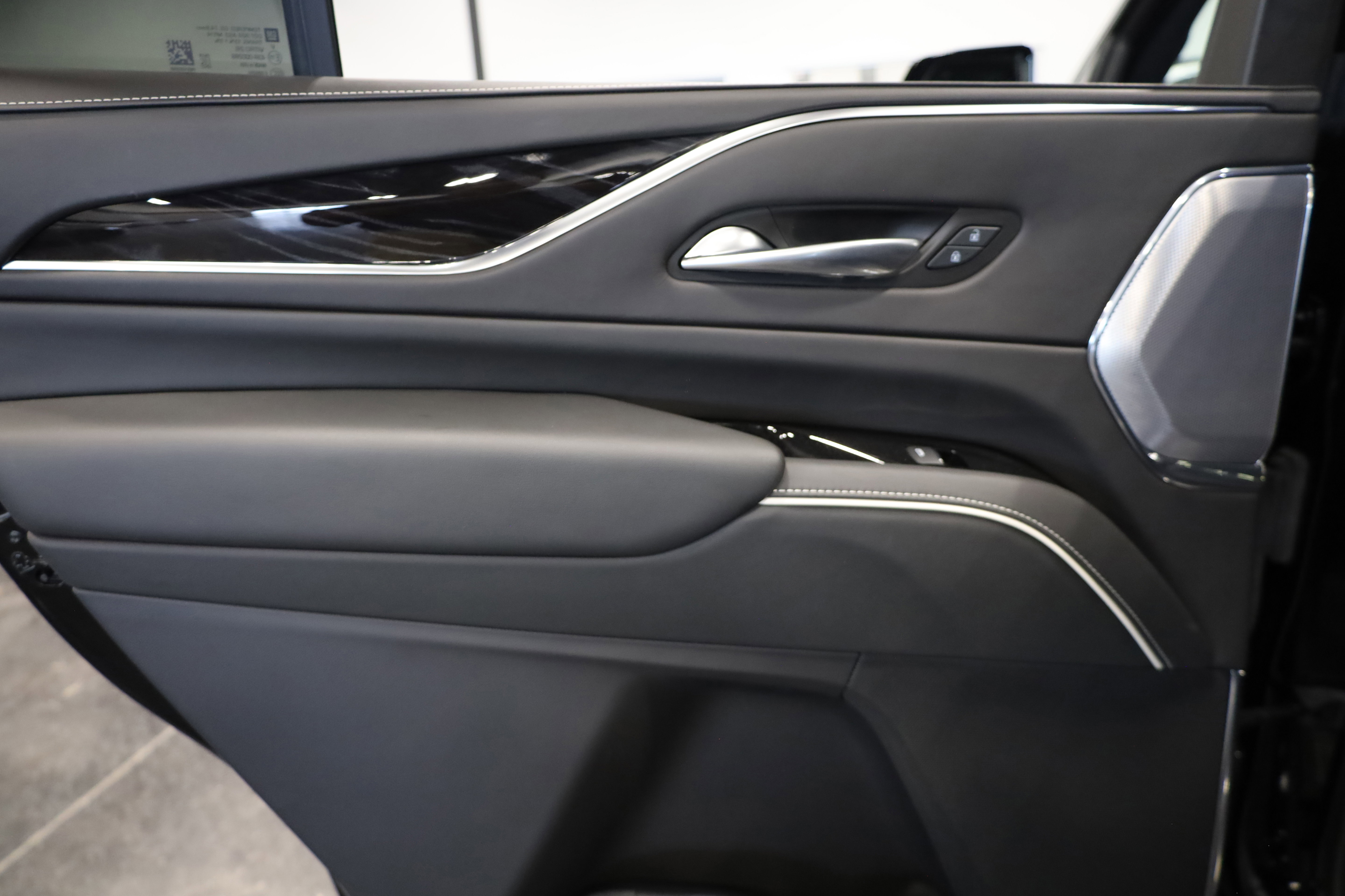 Used 2023 Cadillac Escalade V image 38