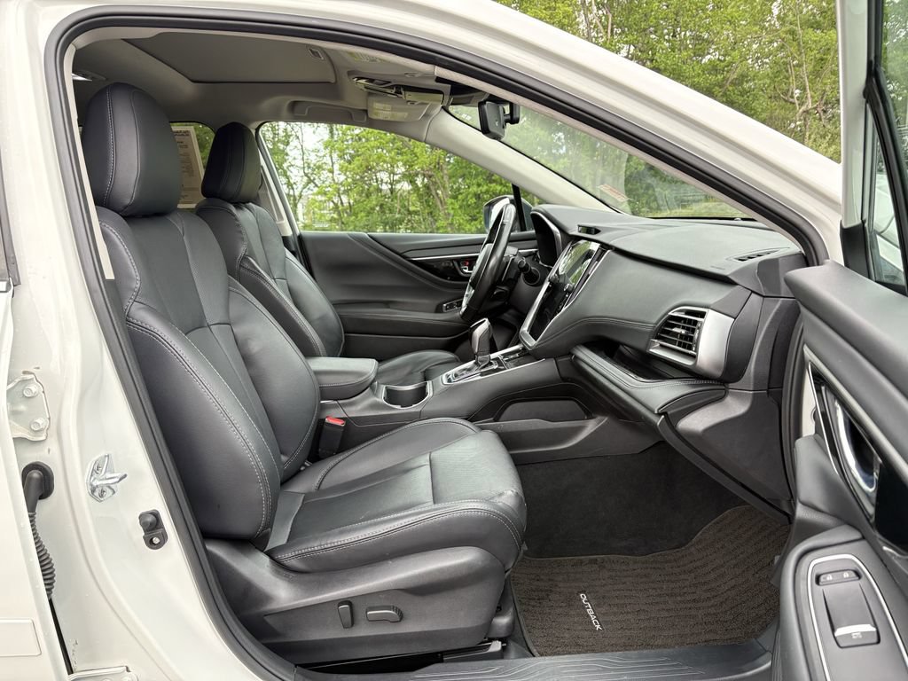 Used 2023 Subaru Outback Limited XT AWD/4WD image 28