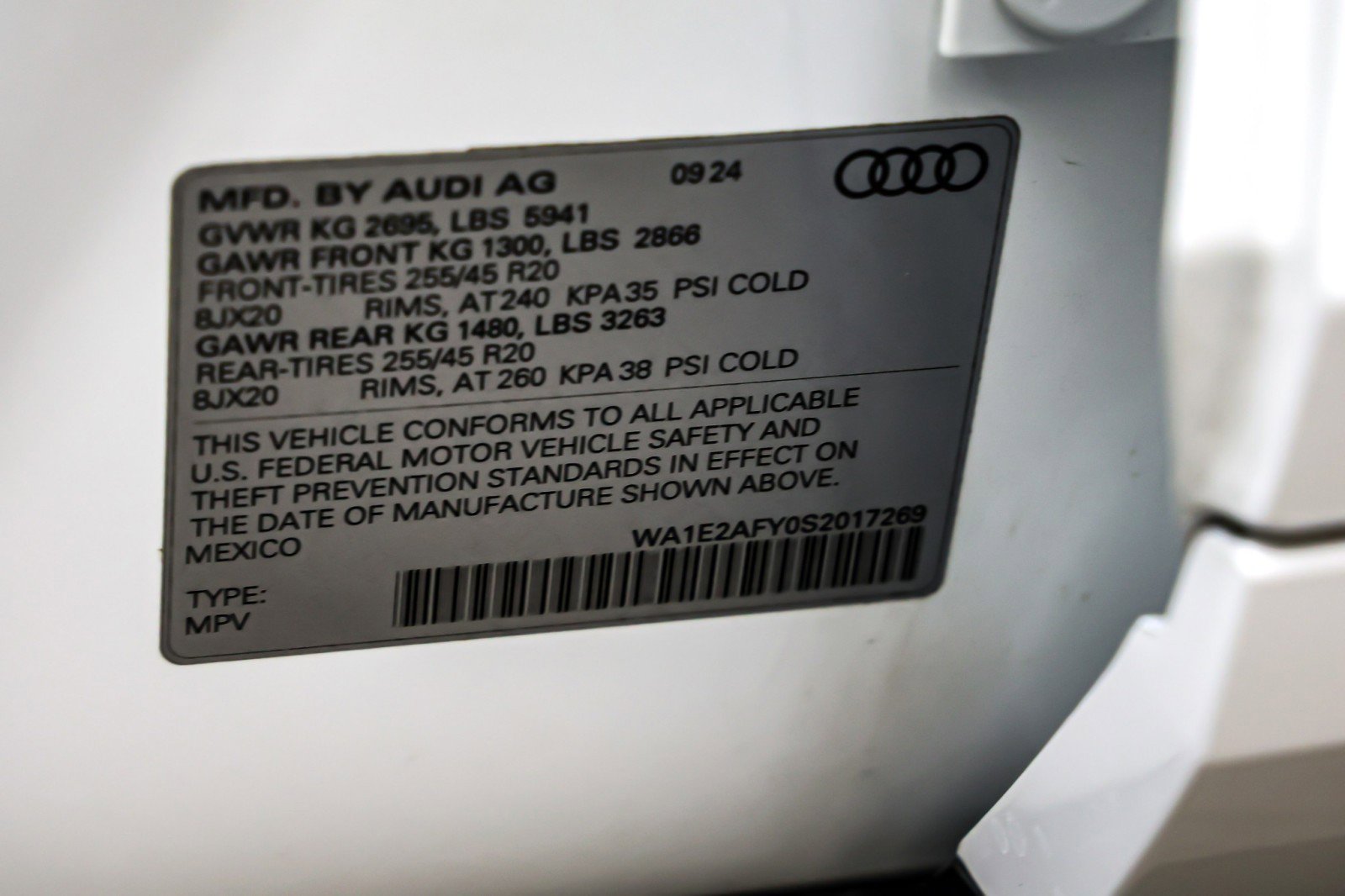 Used 2025 Audi Q5 e Premium Plus image 25