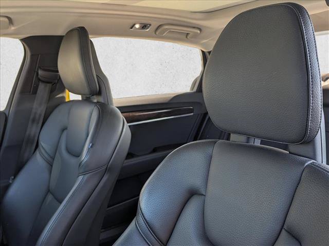 Used 2018 Volvo S90 T6 Momentum AWD/4WD image 14