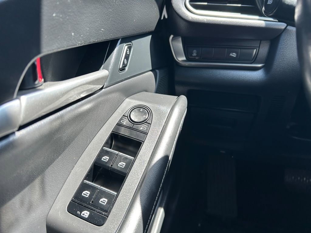 Used 2023 MAZDA CX-30 AWD 2.5 S w/ Select Package image 17