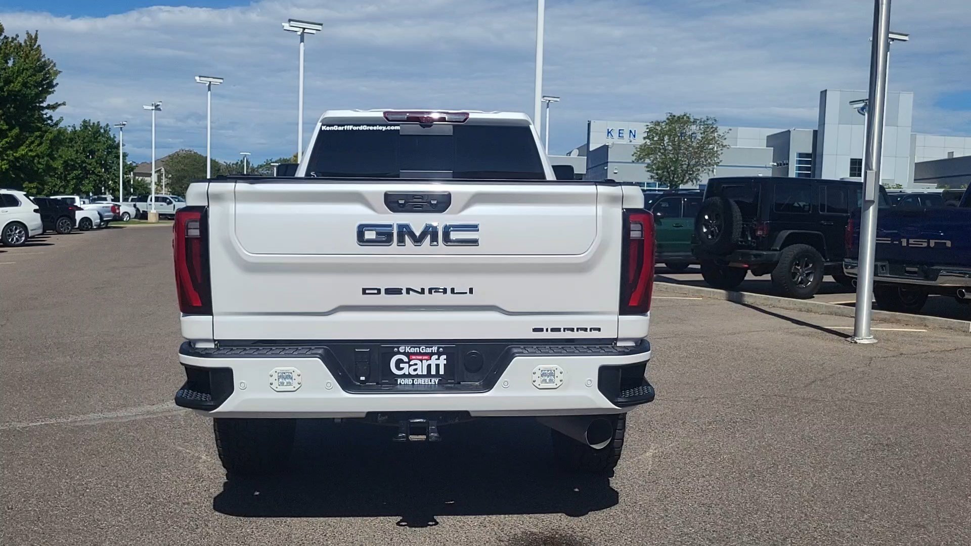 Used 2024 GMC Sierra 3500 Denali Ultimate AWD/4WD image 26