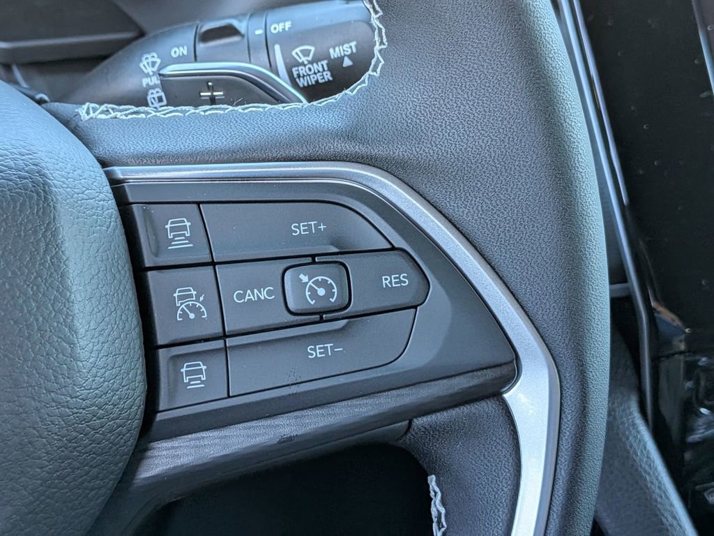 New 2025 Jeep Grand Cherokee L Altitude image 22