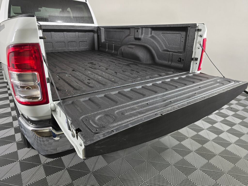 Used 2024 RAM 3500 Big Horn image 14