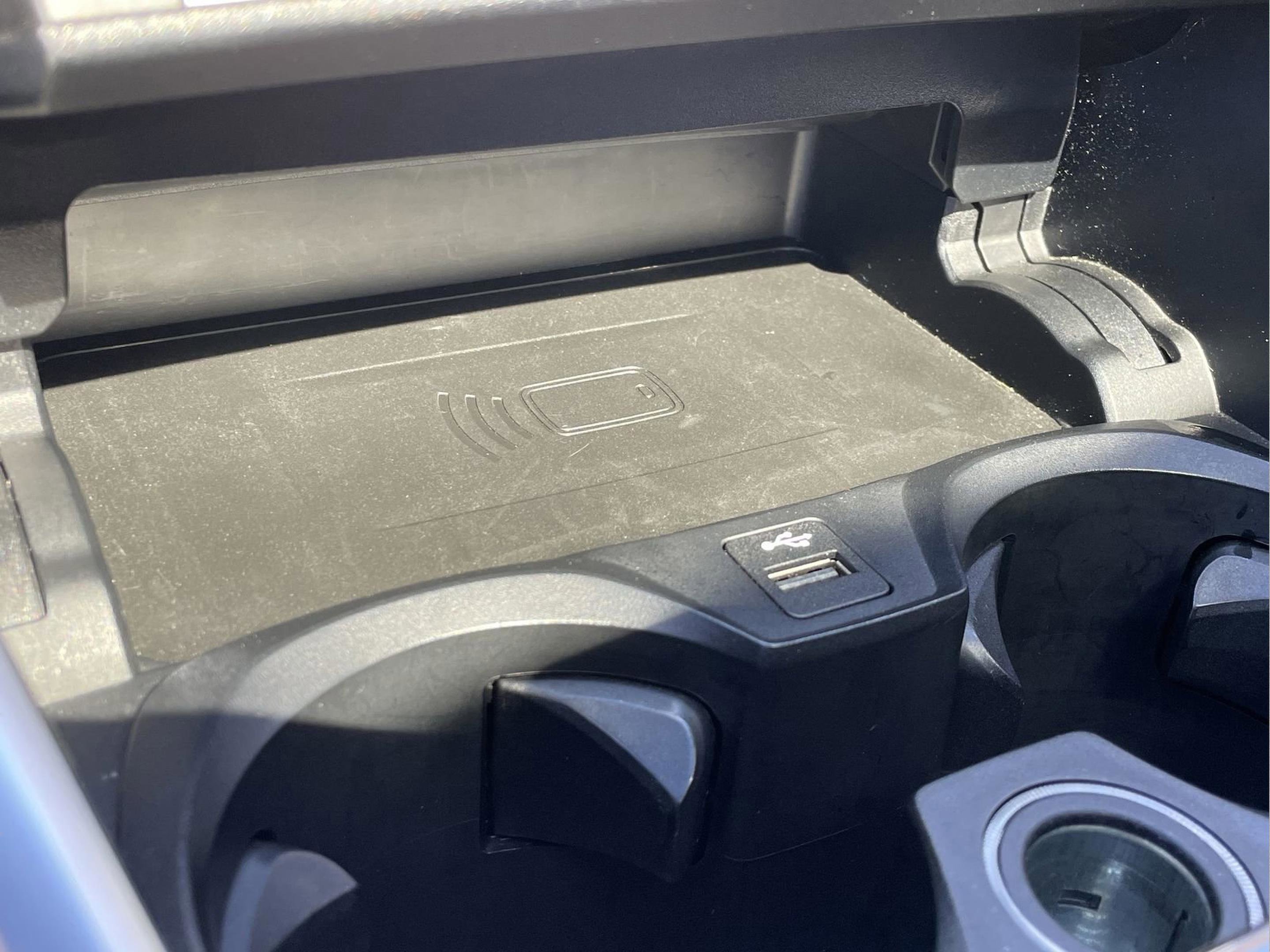 Used 2021 BMW 330e w/ Convenience Package image 30