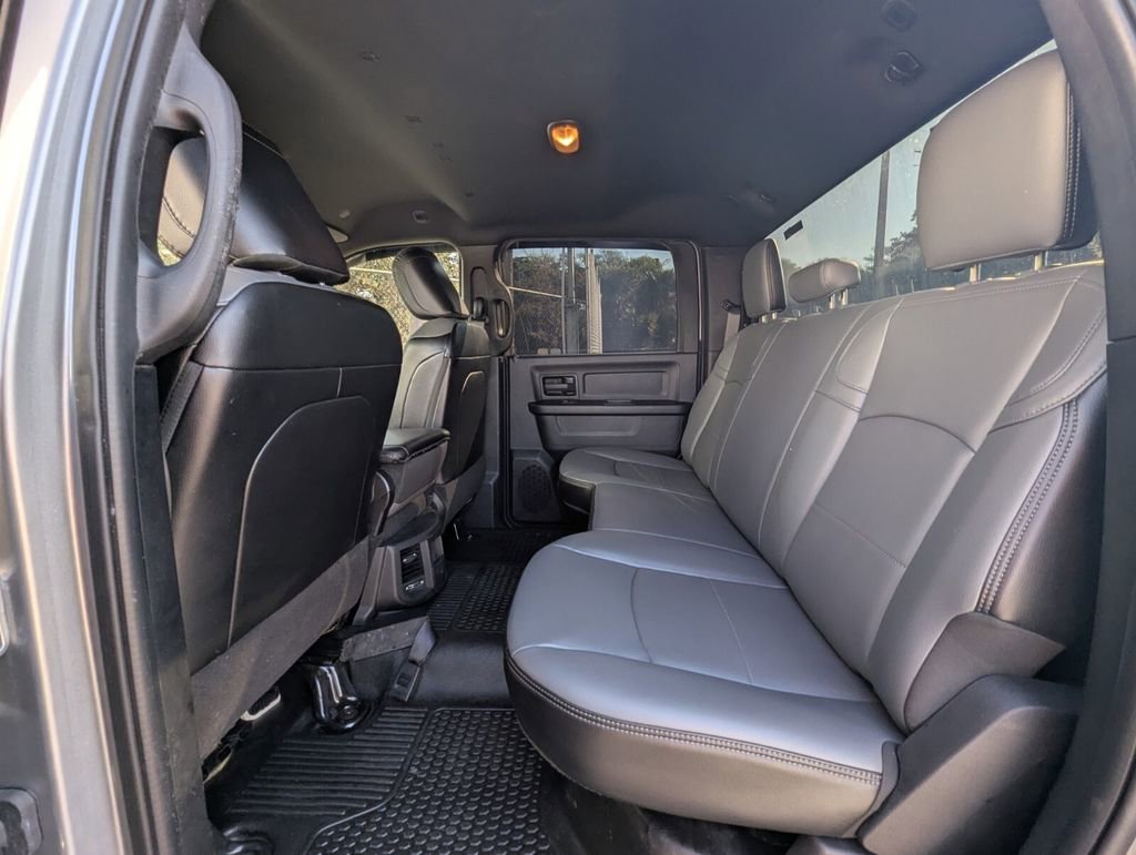 Used 2023 RAM 3500 Tradesman image 22