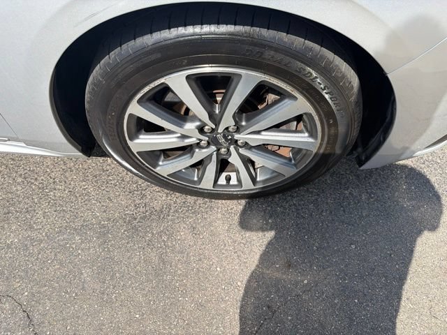 Used 2019 Lincoln Continental Premiere FWD image 10