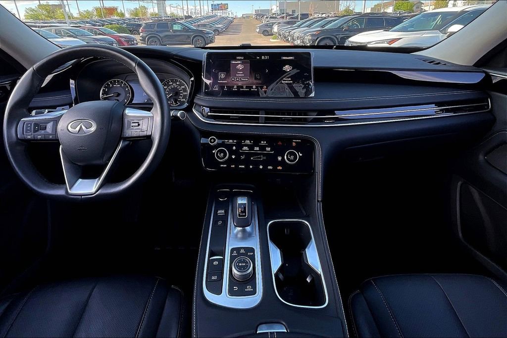 Used 2025 INFINITI QX60 Pure image 15