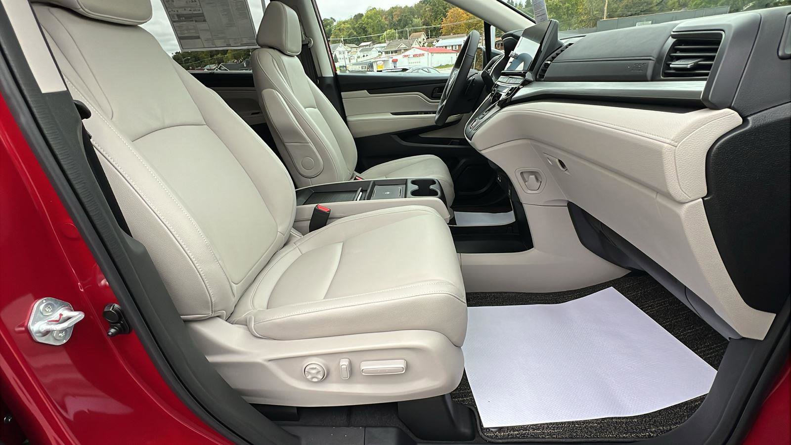 New 2026 Honda Odyssey EX-L image 13