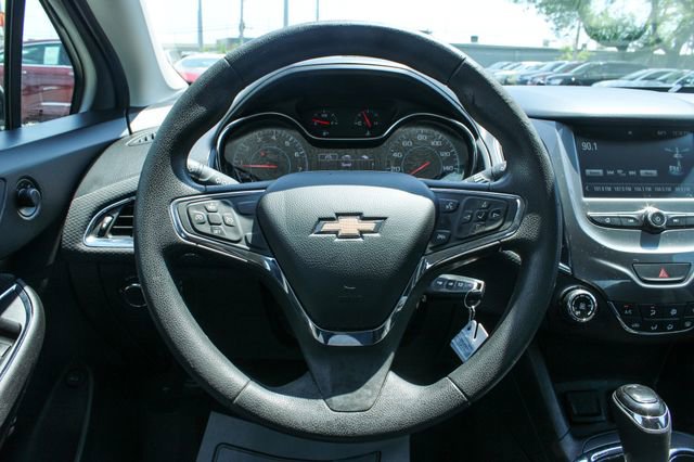 Used 2016 Chevrolet Cruze LT FWD image 22