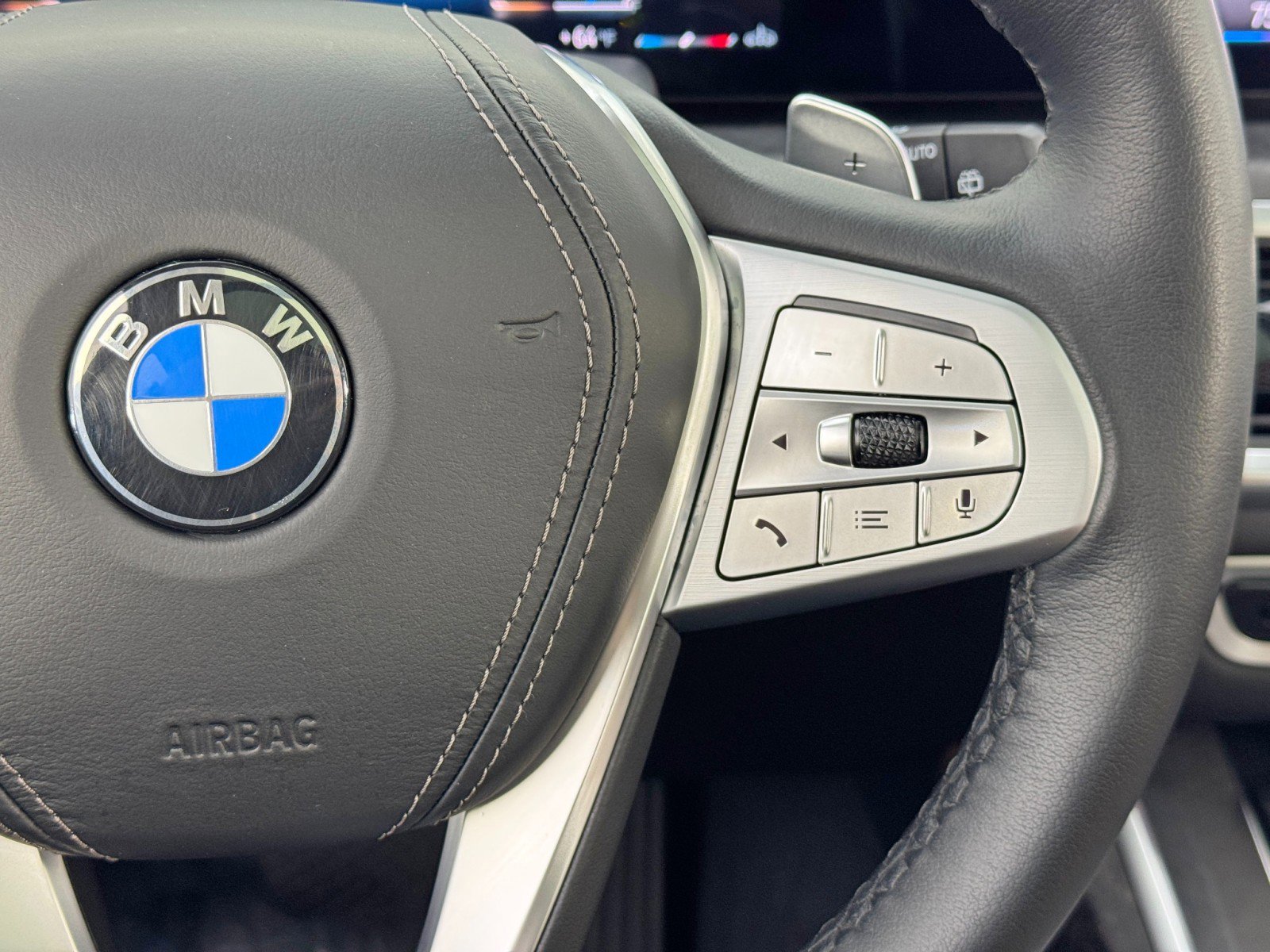 Used 2023 BMW X7 xDrive40i w/ Premium Package image 23