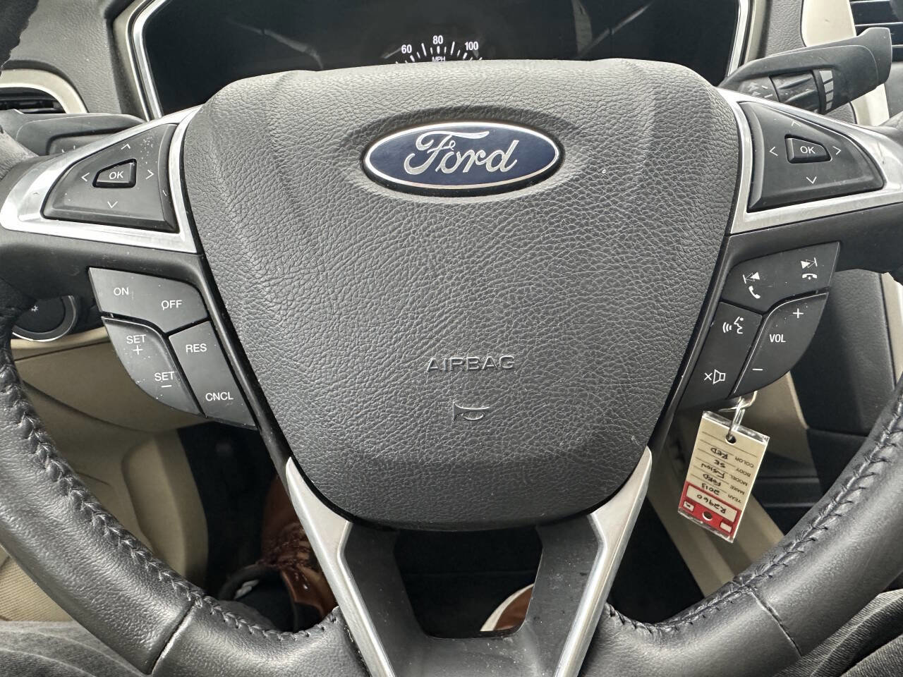 Used 2013 Ford Fusion SE FWD image 16