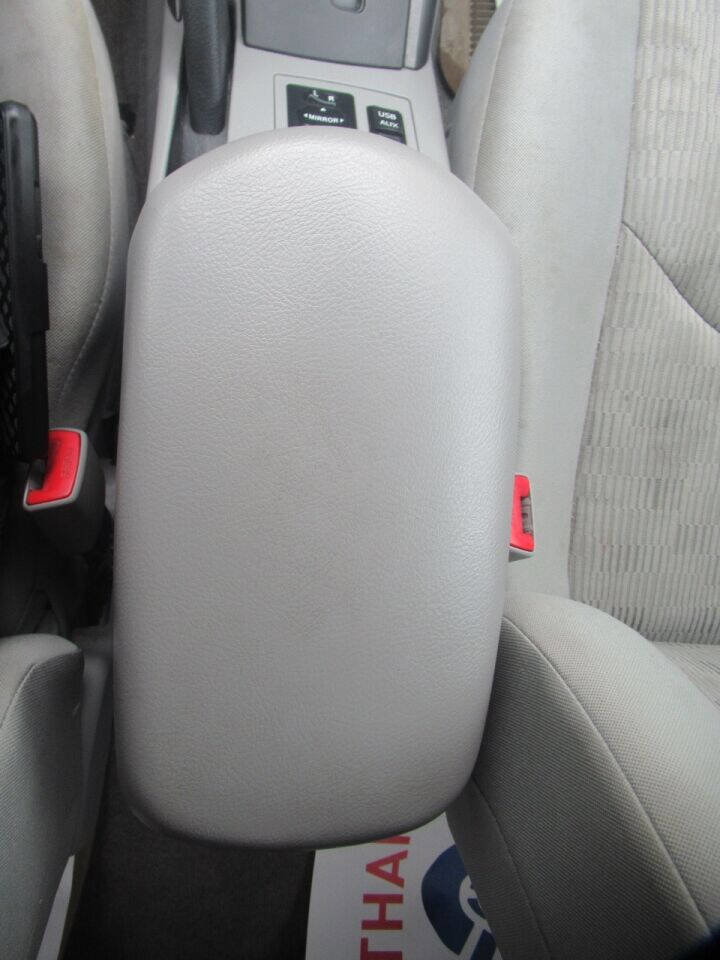 Used 2012 Toyota RAV4 4WD image 35