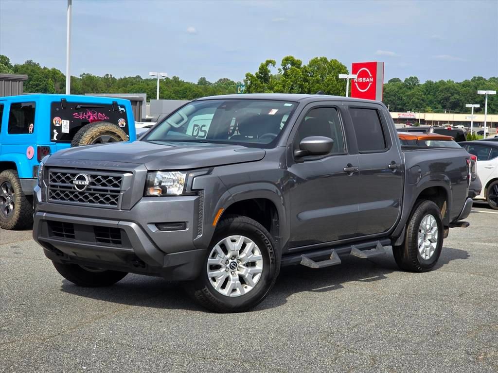 Used 2023 Nissan Frontier SV w/ Technology Package AWD/4WD image 2