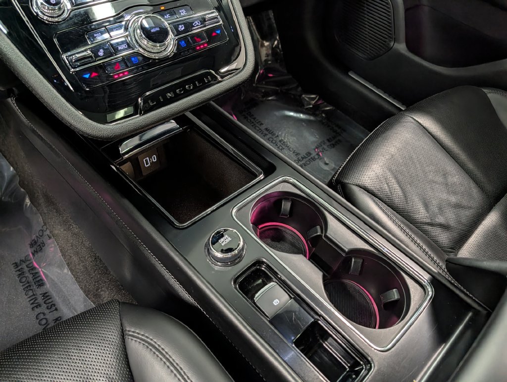 Certified 2022 Lincoln Corsair AWD w/ Premium Package image 17