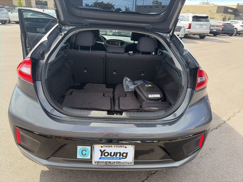 Used 2019 Hyundai Ioniq Plug-In Hybrid FWD image 29