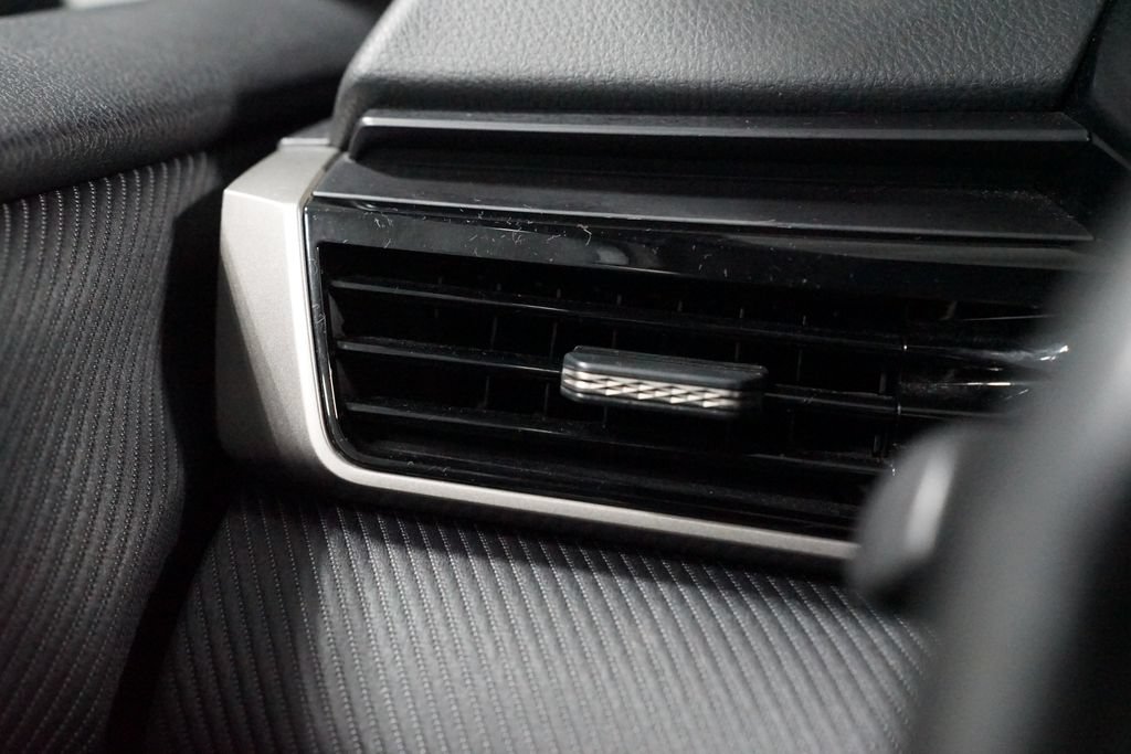 Used 2025 Toyota Camry SE FWD image 26