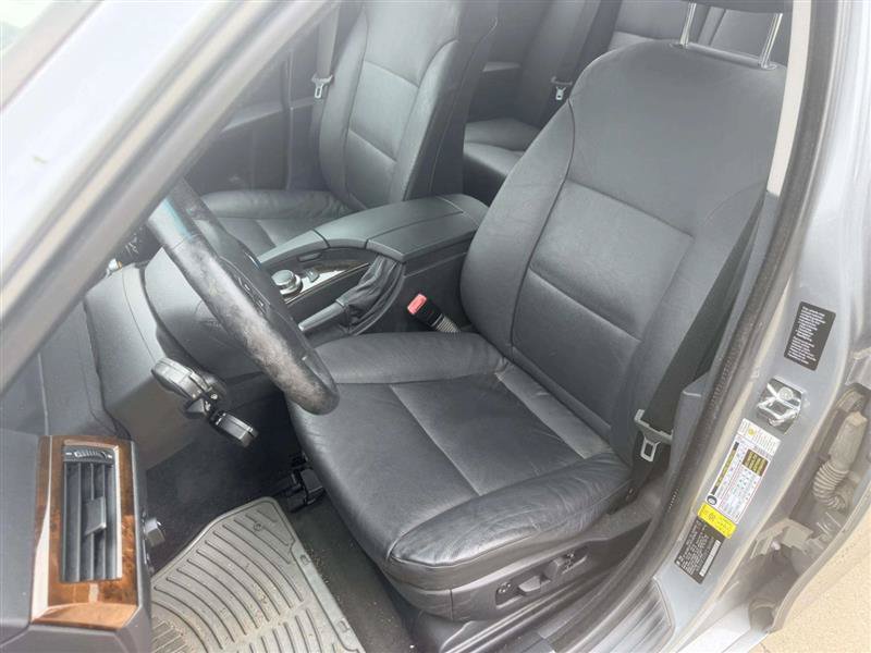 Used 2007 BMW 525xi Sedan AWD/4WD image 30