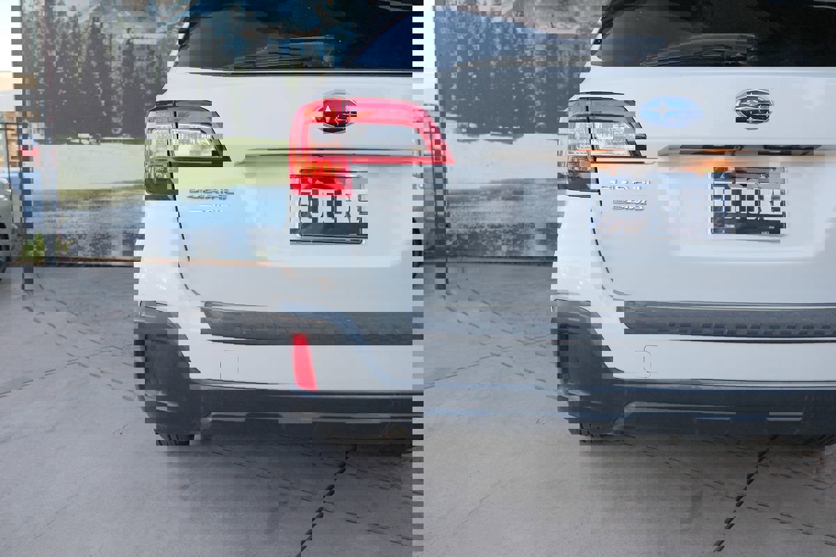 Used 2018 Subaru Outback 3.6R Limited w/ Popular Package #2 image 37